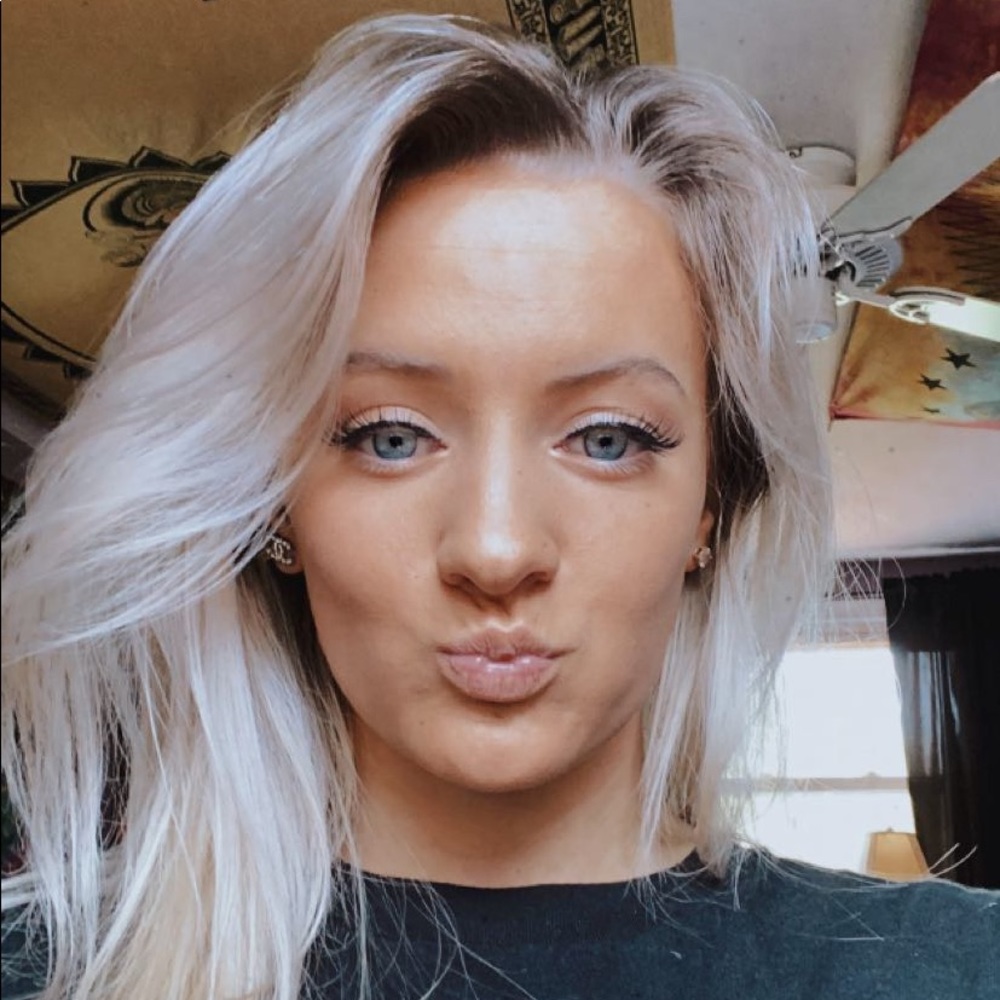 Meet your Posher, Cady